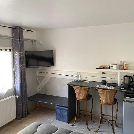 Bed and Breakfast Le Beauvaisis Esches Exterior foto