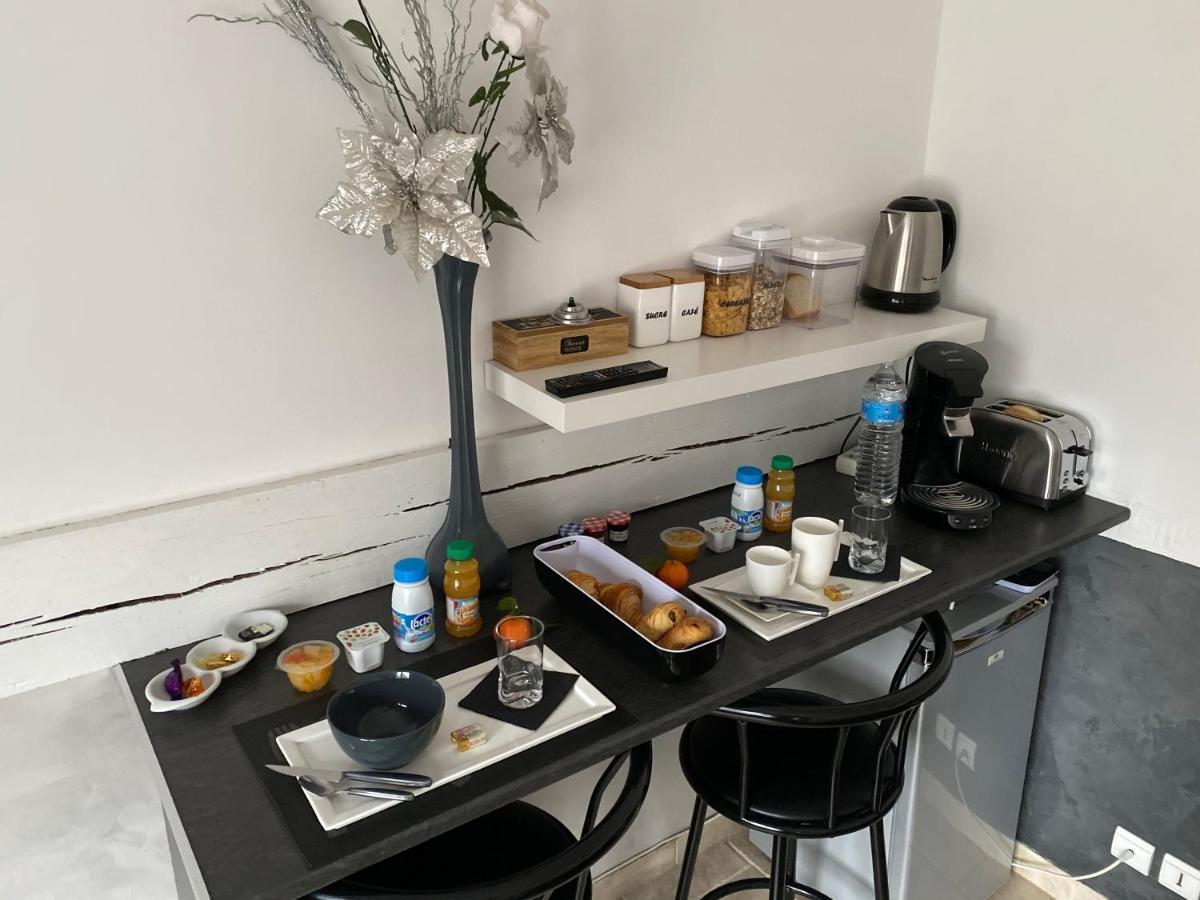 Bed and Breakfast Le Beauvaisis Esches Exterior foto