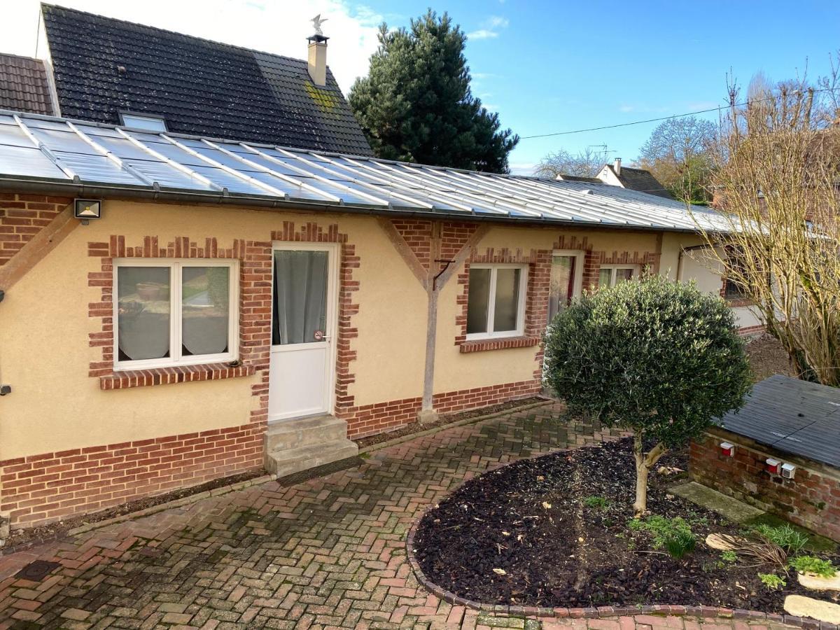Bed and Breakfast Le Beauvaisis Esches Exterior foto