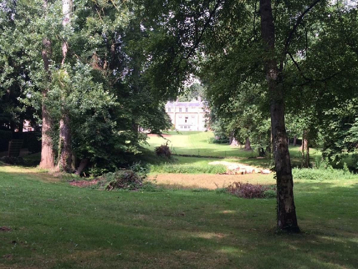 Bed and Breakfast Le Beauvaisis Esches Exterior foto